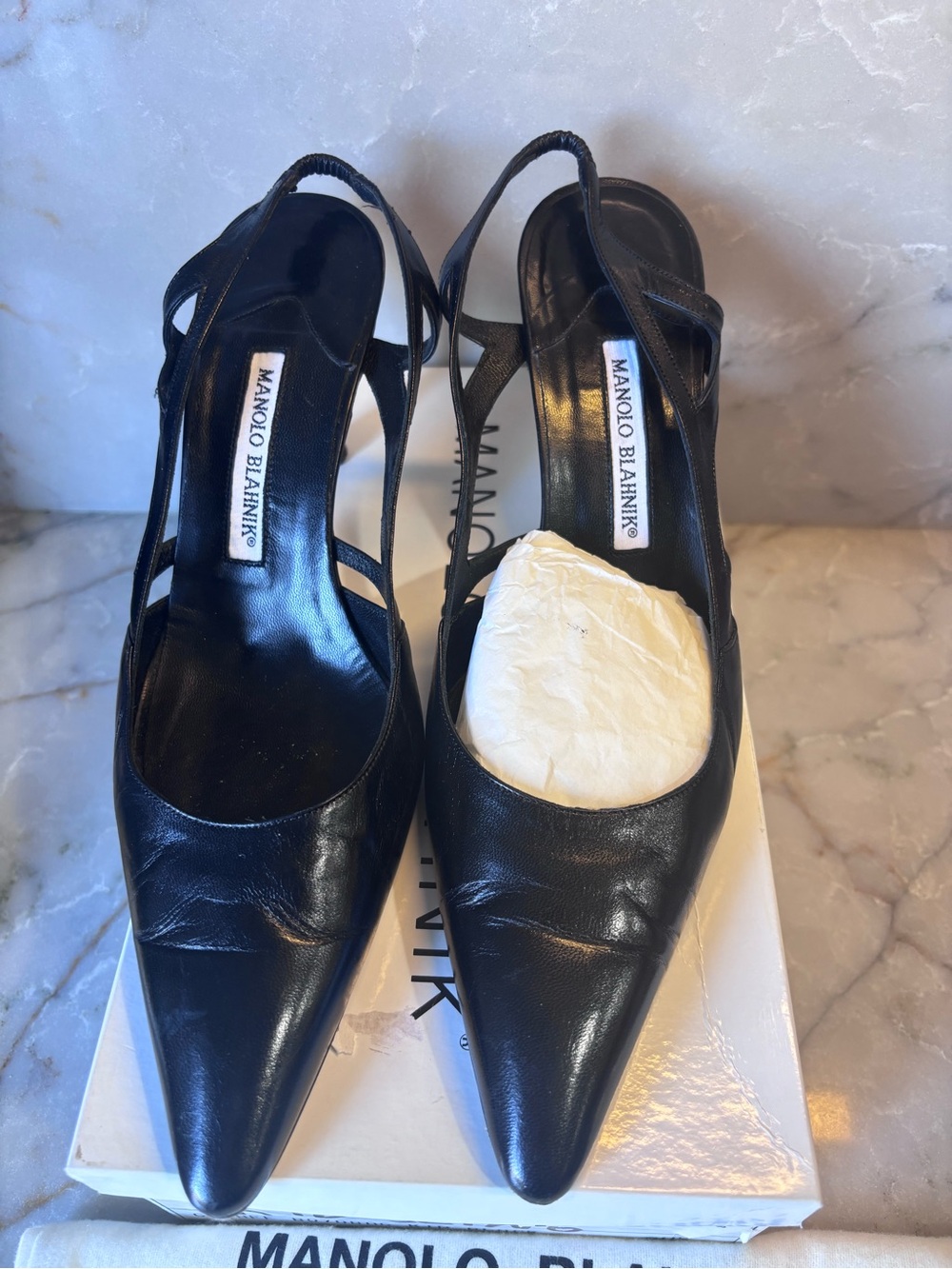Manolo Blahnik Black Pointed Leather Slingback Heels - Picture 2 of 5